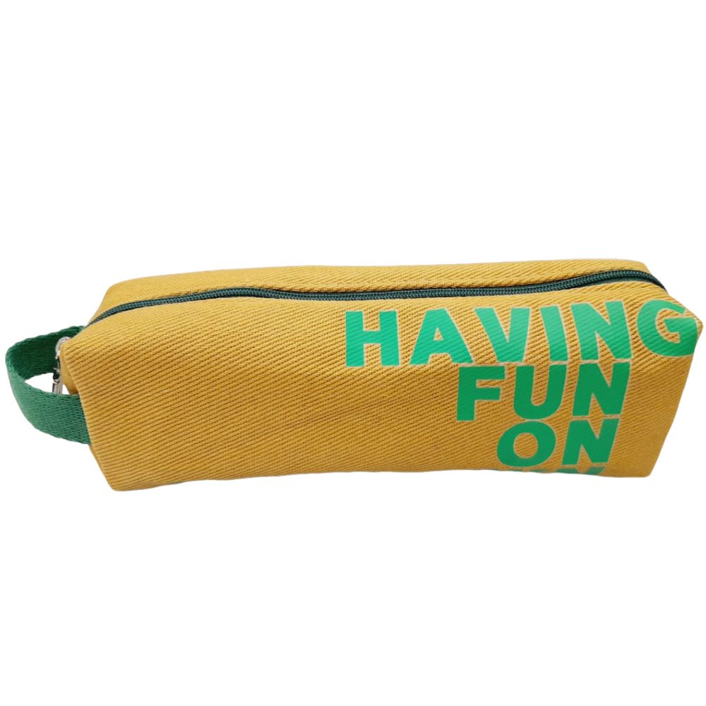 Nivalmix-Estojo-Multiuso-CAlca-Having-Fun-25Cm-Bege-Quanhe-2403719-002-1 Nivalmix-Estojo-Multiuso-CAlca-Having-Fun-25Cm-Bege-Quanhe-2403719-002-1