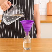 Nivalmix-Funil-Retratil-de-Silicone-Roxo-N226113-5-Quanhe-2261135-009-3 Nivalmix-Funil-Retratil-de-Silicone-Roxo-N226113-5-Quanhe-2261135-009-3