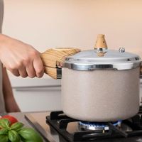 Nivalmix-Panela-de-Pressao-Ceramic-Life-Pressure-4.2L-Areia-Brinox-2495057-3