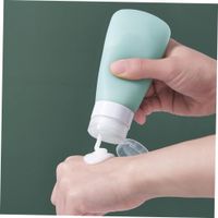 Nivalmix-Frasco-Para-Viagem-de-Silicone-60-ml-Verde-Quanhe-2490195-004-2 Nivalmix-Frasco-Para-Viagem-de-Silicone-60-ml-Verde-Quanhe-2490195-004-2